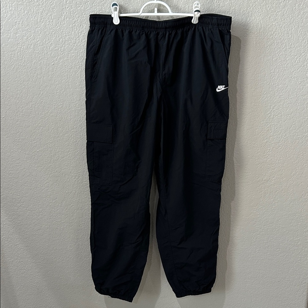 Nike Black Cargo Jogger Pants with Elastic Cuffs